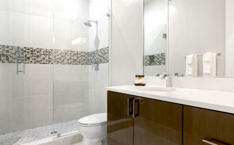 The White House Of Reunion - Reunion, Florida