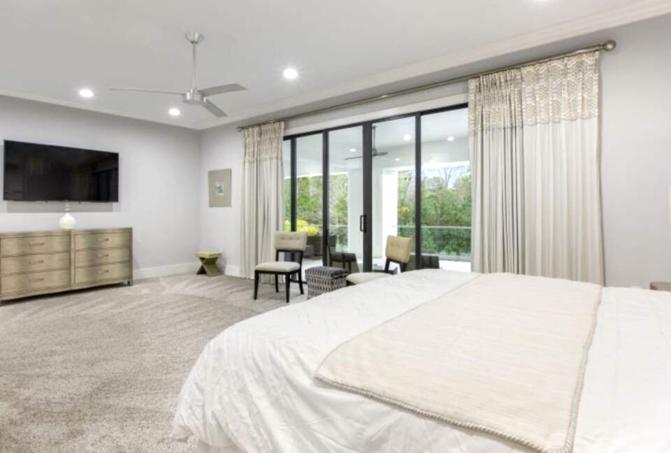 The White House Of Reunion - Reunion, Florida