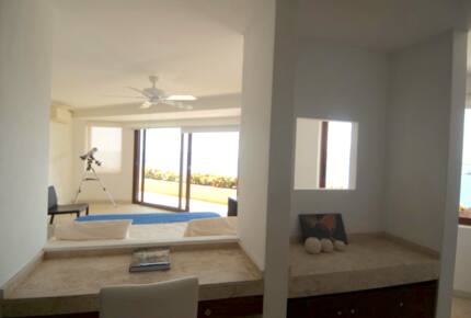 Pacific Paradise - Ixtapa de Azueta, Mexico