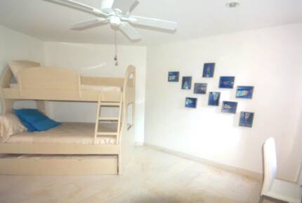 Pacific Paradise - Ixtapa de Azueta, Mexico