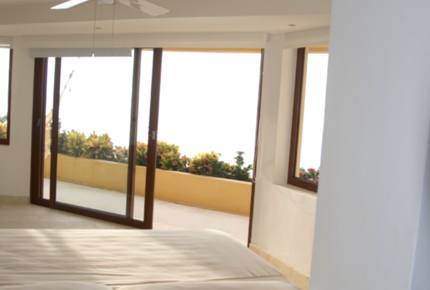 Pacific Paradise - Ixtapa de Azueta, Mexico