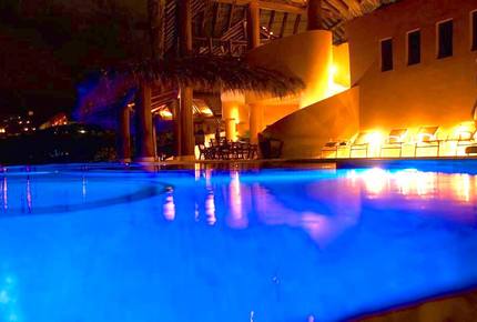 Pacific Paradise - Ixtapa de Azueta, Mexico