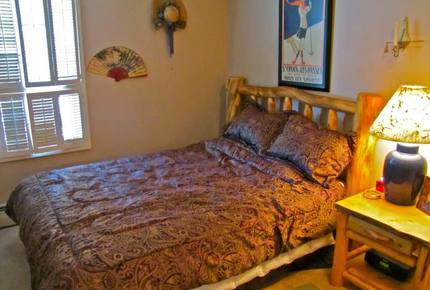 Skiing in the Summit - Dillon, Colorado