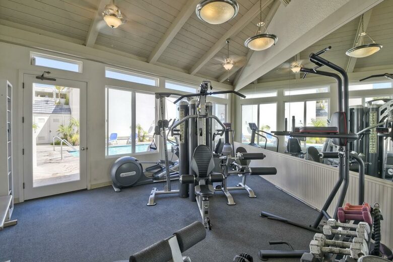 Crown Point Residence- Pacific Beach - San Diego, California