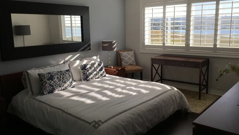 Crown Point Residence- Pacific Beach - San Diego, California