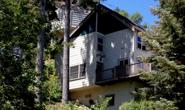 Spectacular Arrowhead Lakefront - Lake Arrowhead, California