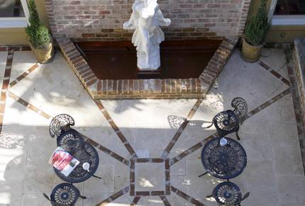 Wedding Cake Mansion - Savannah, Georgia