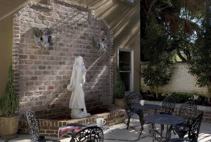 Wedding Cake Mansion - Savannah, Georgia