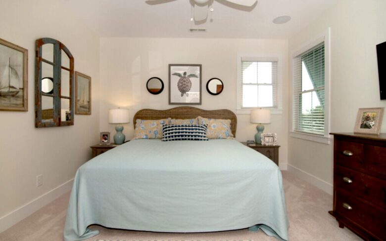 Whit's Inn - Pawleys Island, South Carolina