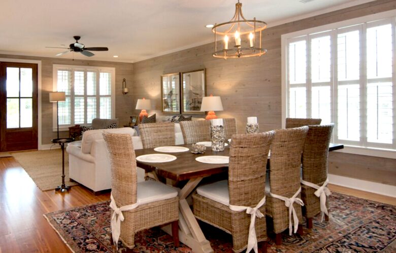 Whit's Inn - Pawleys Island, South Carolina