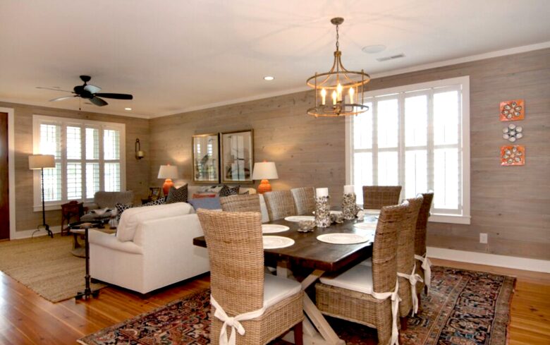 Whit's Inn - Pawleys Island, South Carolina