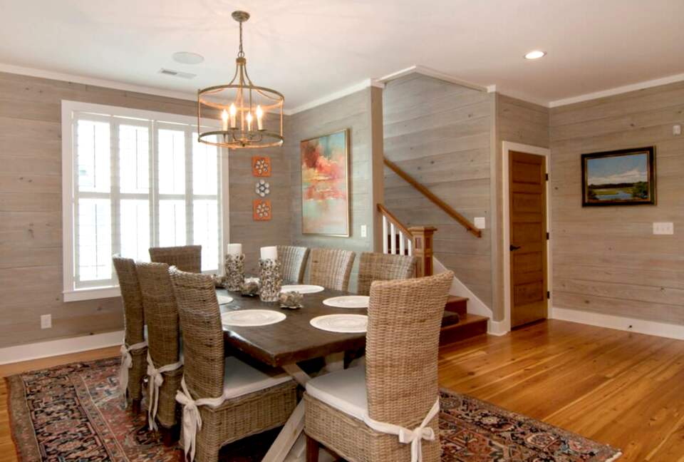 Whit's Inn - Pawleys Island, South Carolina