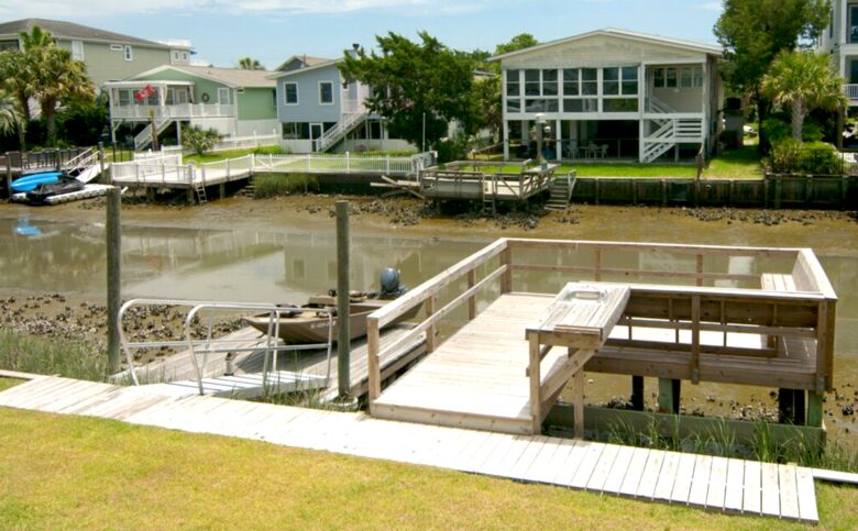 Whit's Inn - Pawleys Island, South Carolina