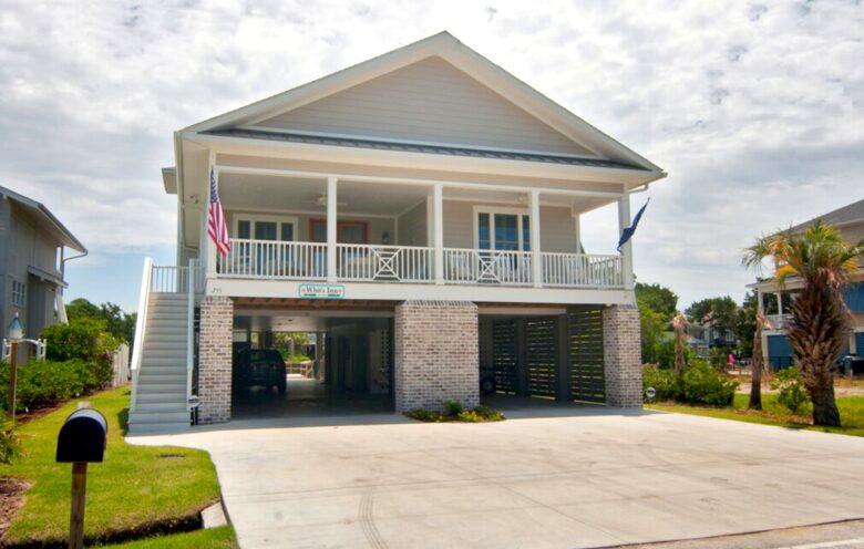 Whit's Inn - Pawleys Island, South Carolina