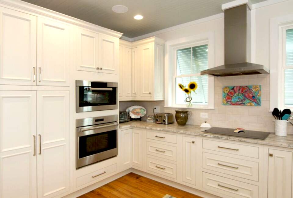 Whit's Inn - Pawleys Island, South Carolina