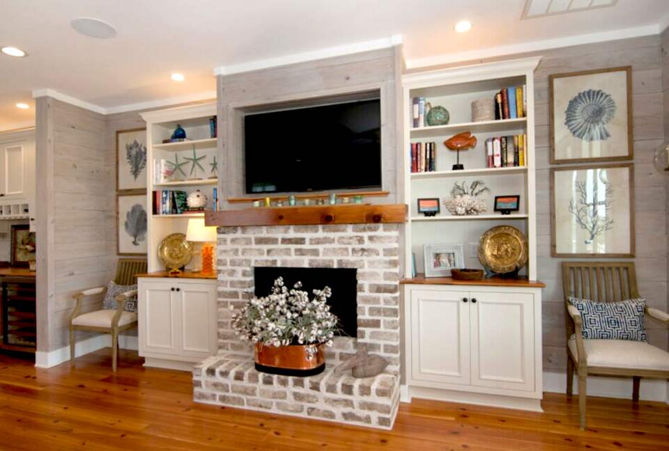 Whit's Inn - Pawleys Island, South Carolina