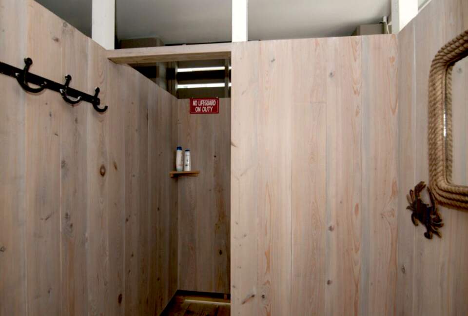 Whit's Inn - Pawleys Island, South Carolina