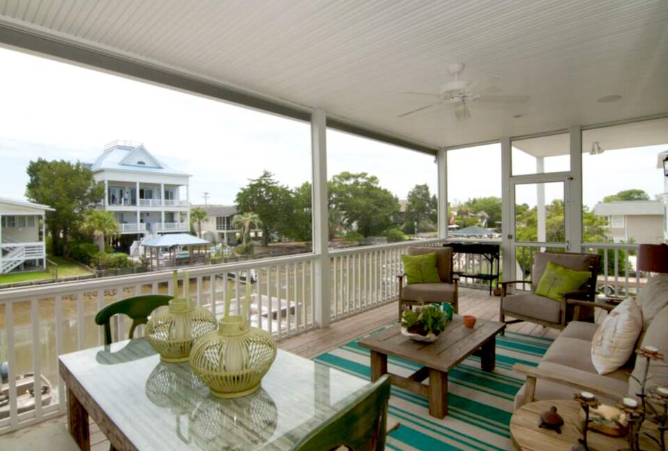 Whit's Inn - Pawleys Island, South Carolina