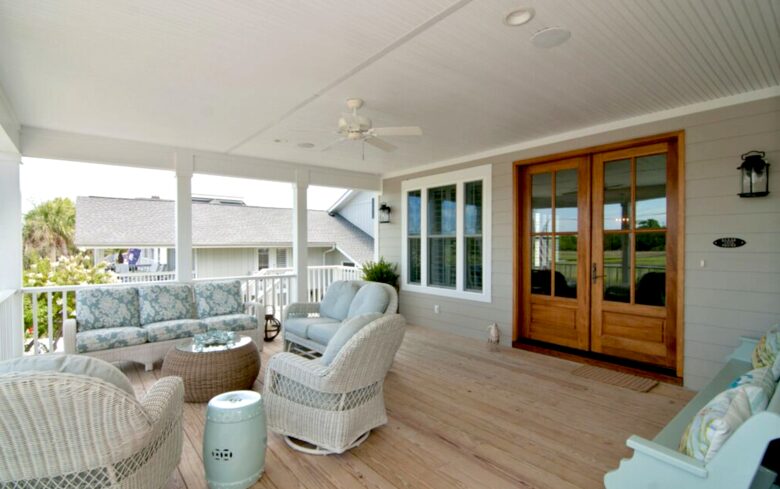 Whit's Inn - Pawleys Island, South Carolina