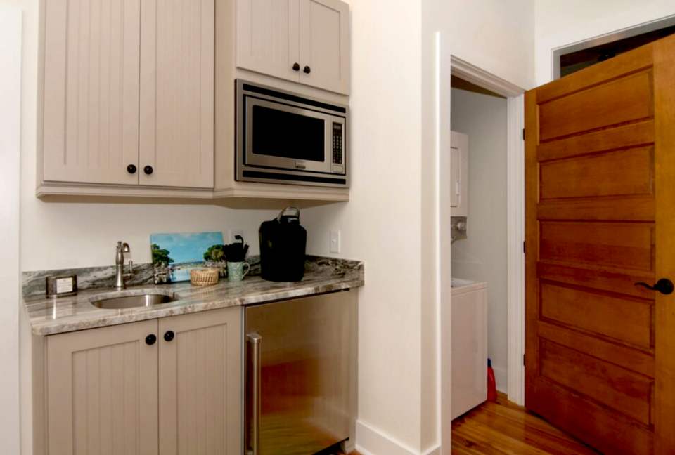 Whit's Inn - Pawleys Island, South Carolina