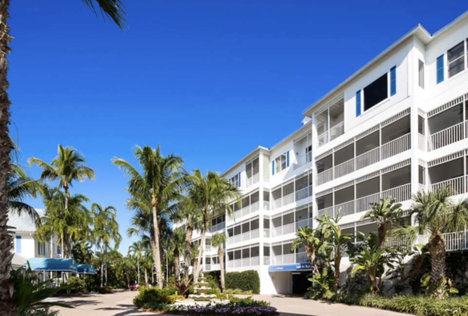 Olde Marco Island Inn Penthouse Soleil - Marco Island, Florida