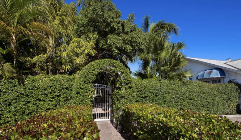 Olde Marco Island Inn Penthouse Soleil - Marco Island, Florida