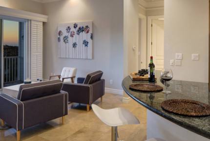 Olde Marco Island Inn Penthouse Soleil - Marco Island, Florida