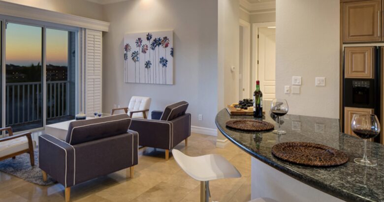 Olde Marco Island Inn Penthouse Soleil - Marco Island, Florida