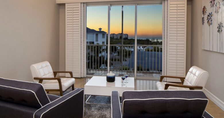 Olde Marco Island Inn Penthouse Soleil - Marco Island, Florida