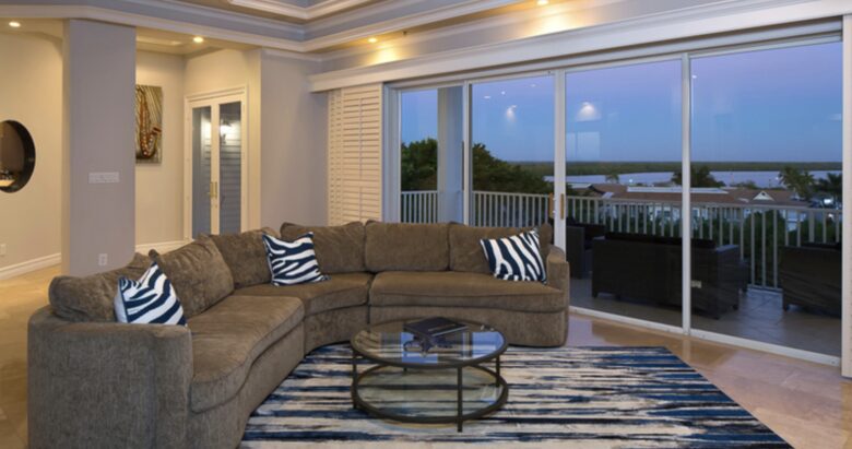 Olde Marco Island Inn Penthouse Soleil - Marco Island, Florida