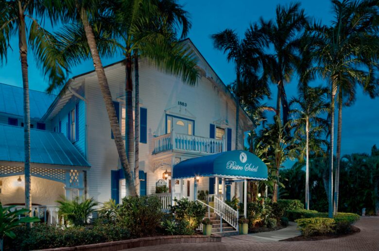 Olde Marco Island Inn Penthouse Soleil - Marco Island, Florida