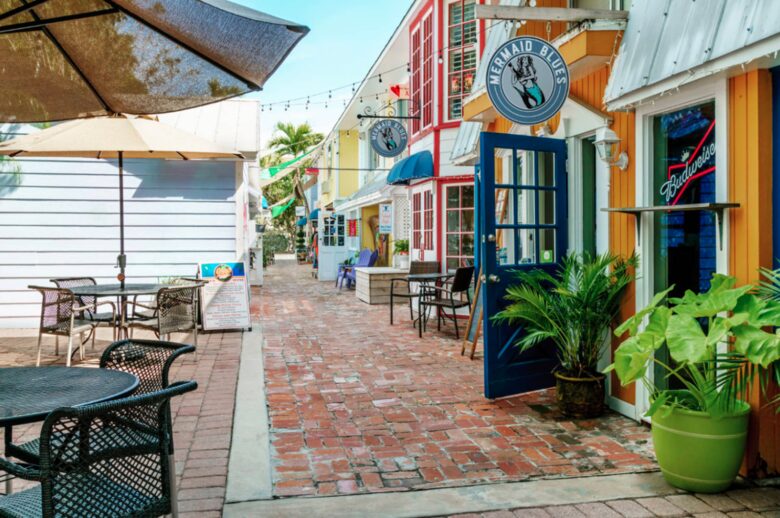 Olde Marco Island Inn Penthouse Soleil - Marco Island, Florida