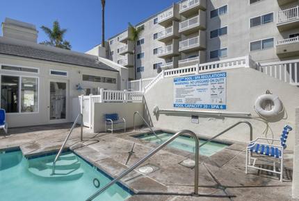 Crown Point Residence- Pacific Beach - San Diego, California