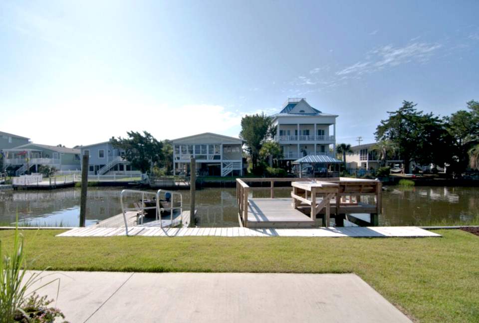 Whit's Inn - Pawleys Island, South Carolina