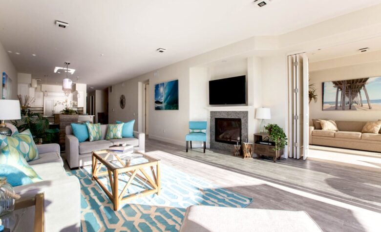 The Seahorse Oceanfront Villa - Oceanside, California