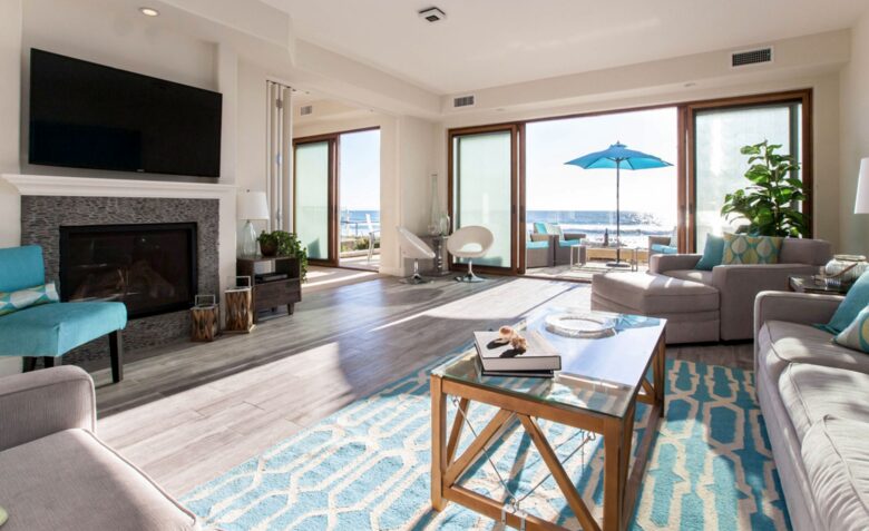 The Seahorse Oceanfront Villa - Oceanside, California