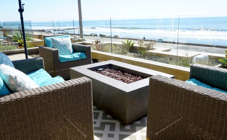 The Seahorse Oceanfront Villa - Oceanside, California