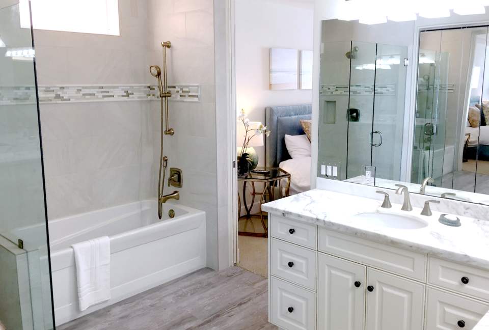 The Seahorse Oceanfront Villa - Oceanside, California