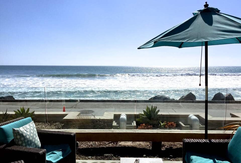 The Seahorse Oceanfront Villa - Oceanside, California