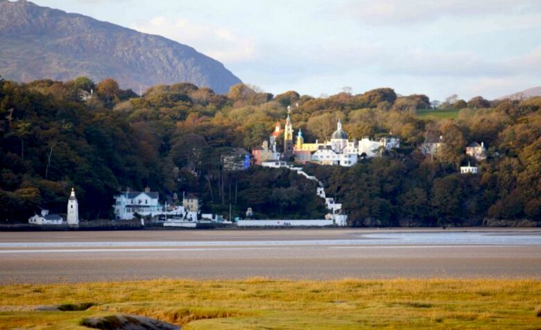 Historic Welsh Coastal Flat - Portmeirion, United Kingdom