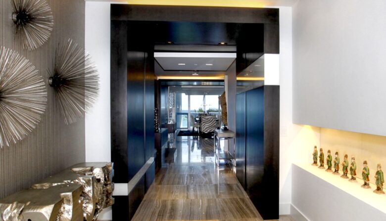 Chic Carillon Miami Beach Townhome - Miami Beach, Florida