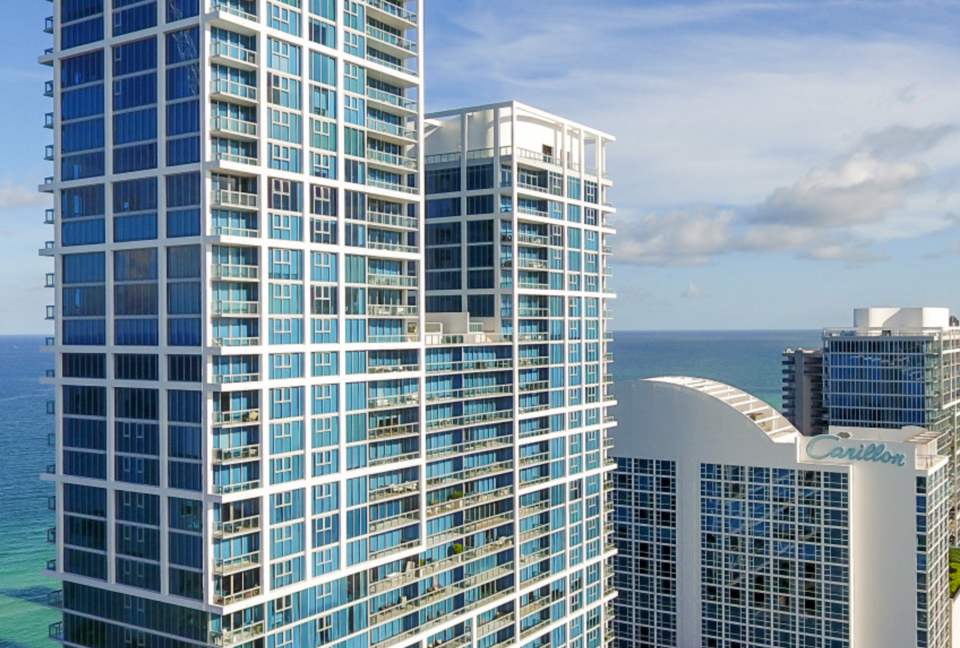 Chic Carillon Miami Beach Townhome - Miami Beach, Florida