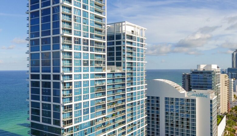 Chic Carillon Miami Beach Townhome - Miami Beach, Florida