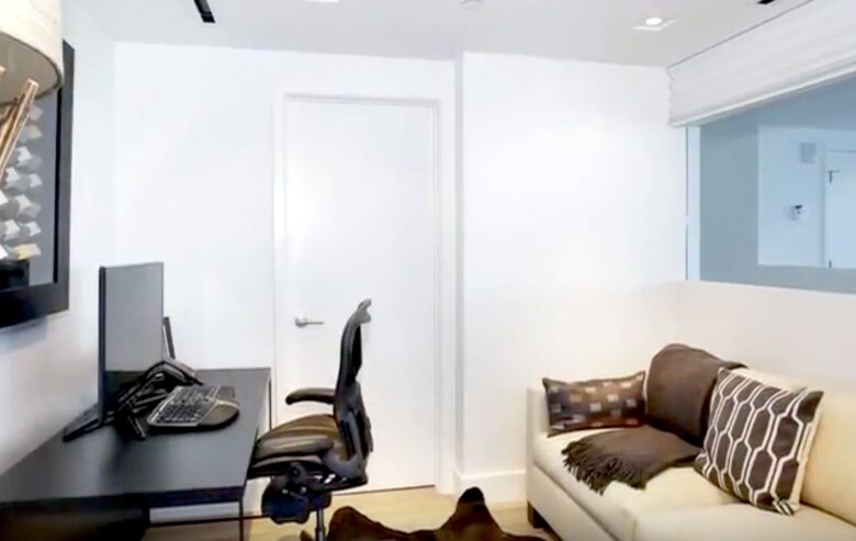 Chic Carillon Miami Beach Townhome - Miami Beach, Florida