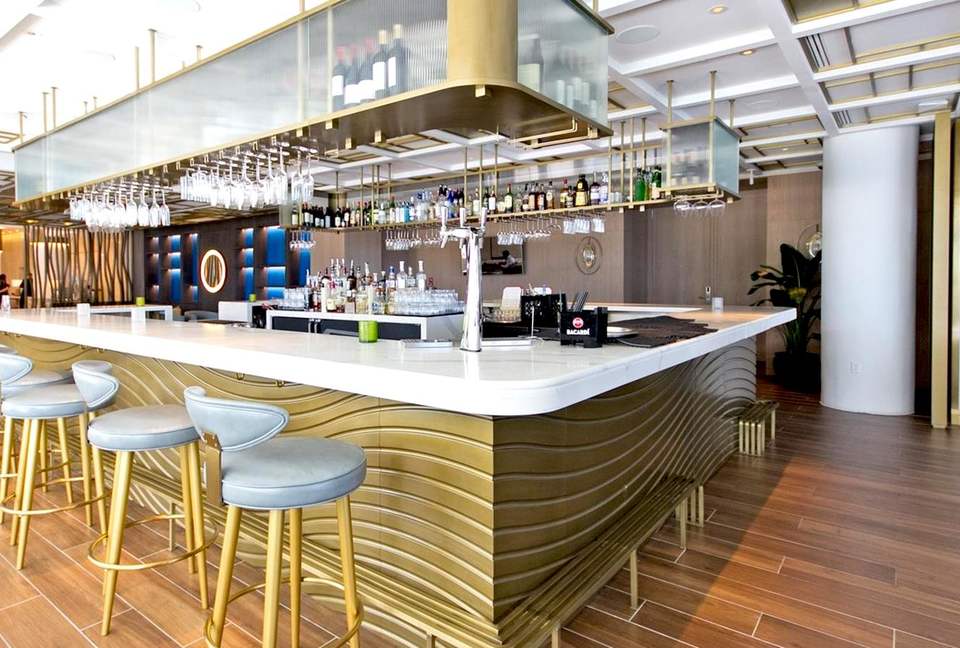 Ocean View Carillon Luxury Wellness Resort - Miami Beach, Florida