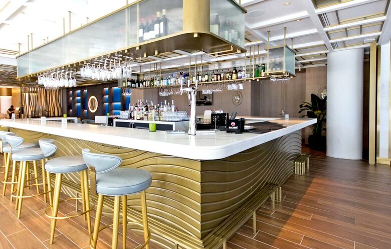 Ocean View Carillon Luxury Wellness Resort - Miami Beach, Florida