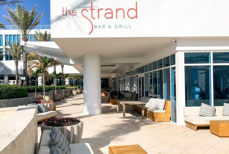 Ocean View Carillon Luxury Wellness Resort - Miami Beach, Florida