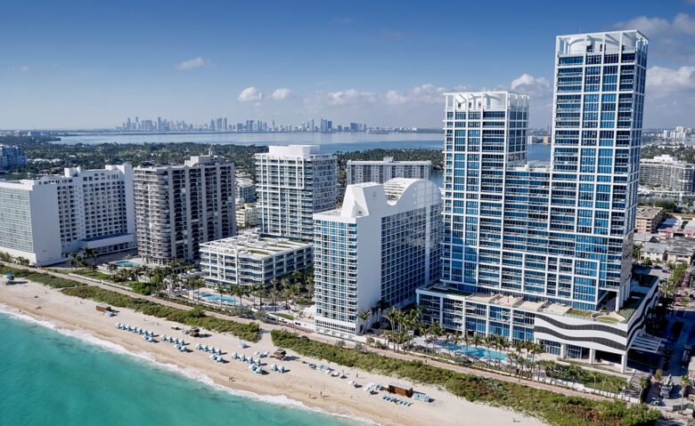 Ocean View Carillon Luxury Wellness Resort - Miami Beach, Florida