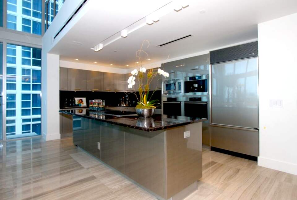 Chic Carillon Miami Beach Townhome - Miami Beach, Florida