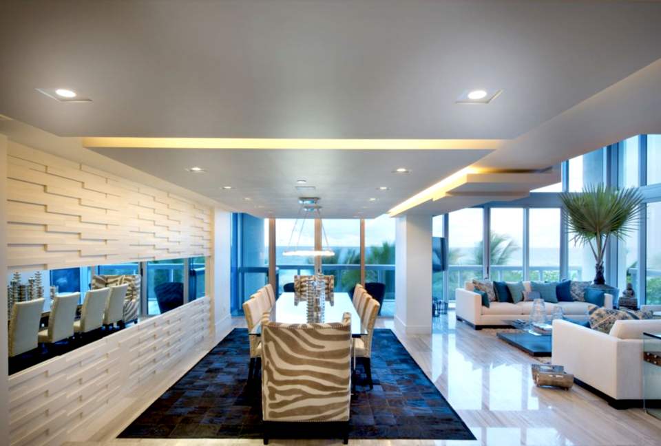 Chic Carillon Miami Beach Townhome - Miami Beach, Florida